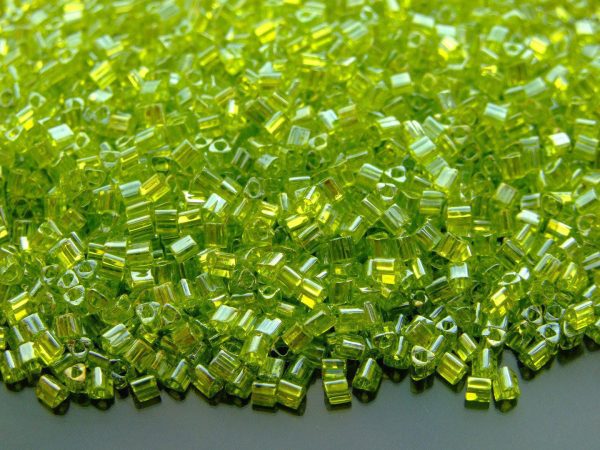 TOHO Beads Triangle 105 Transparent Lime Green Luster 11/0 beads mouse