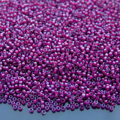 10g 1076 Inside Color Grey/Magenta Toho Seed Beads 15/0 1.5mm Michael's UK Jewellery