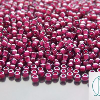 TOHO Seed Beads 1076 Inside Color Grey Magenta 8/0 beads mouse