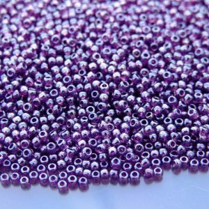 TOHO Seed Beads 115 Transparent Amethyst Luster 11/0 beads mouse