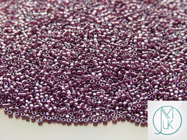 10g 115 Transparent Amethyst Luster Toho Seed Beads 15/0 1.5mm Michael's UK Jewellery