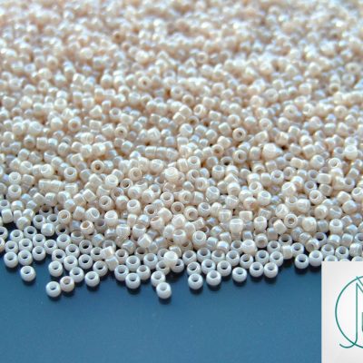10g 123 Opaque Light Beige Luster Toho Seed Beads 15/0 1.5mm Michael's UK Jewellery