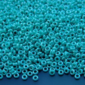 10g 132 Opaque Turquoise Luster Toho Demi Round Seed Beads 8/0 3mm Michael's UK Jewellery