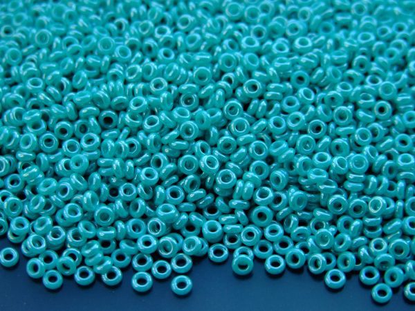 10g 132 Opaque Turquoise Luster Toho Demi Round Seed Beads 8/0 3mm Michael's UK Jewellery