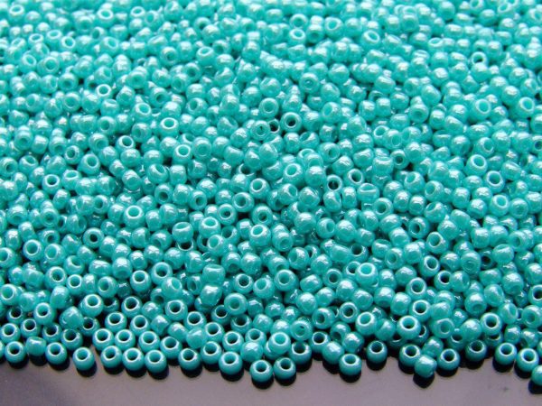 20g TOHO Beads 132 Opaque Turquoise Luster 11/0 beads mouse