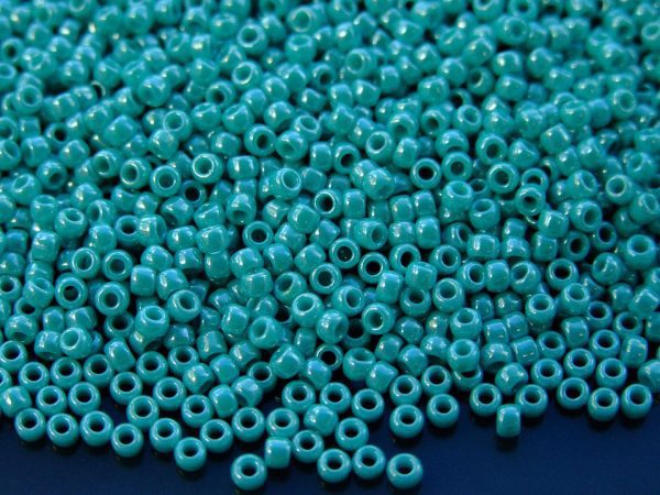 10g 132 Opaque Turquoise Luster Toho Seed Beads 8/0 3mm Michael's UK Jewellery