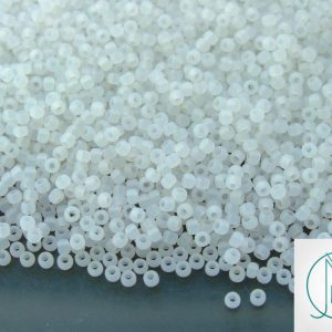 TOHO Seed Beads 141F Ceylon Frosted Snowflake 11/0 beads mouse
