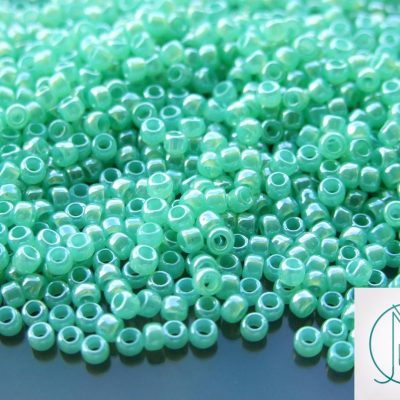 TOHO Seed Beads 144 Ceylon Celery 8/0 beads mouse
