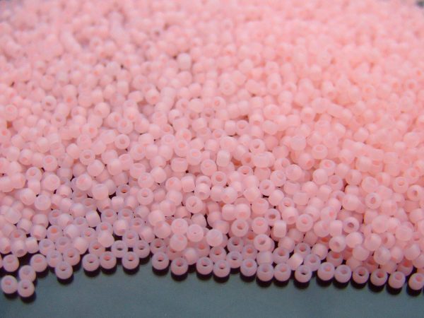 TOHO Seed Beads 145F Ceylon Frosted Innocent Pink 11/0 beads mouse