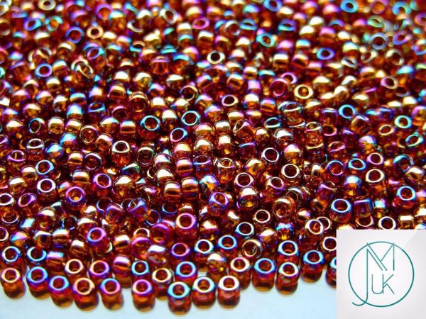 TOHO Seed Beads 177 Transparent Smoky Topaz Rainbow 8/0 beads mouse