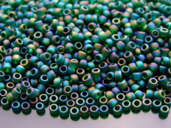TOHO Seed Beads 179F Transparent Rainbow Frosted Green Emerald 8/0 beads mouse