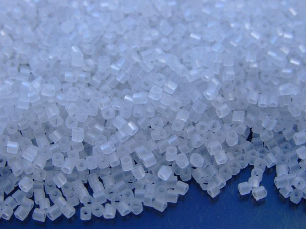 10g 1F Transparent Frosted Crystal Toho Cube Seed Beads 1.5mm Michael's UK Jewellery