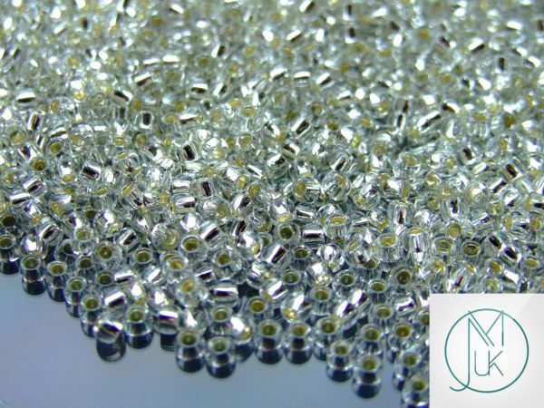 TOHO Seed Beads 21 Silver Lined Crystal 8/0 beads mouse