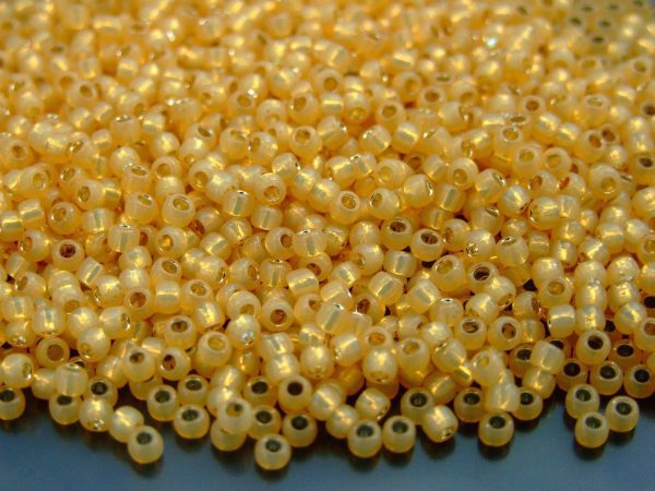 10g 2110 Silver Lined Milky Light Topaz Toho Seed Beads 8/0 3mm Michael's UK Jewellery
