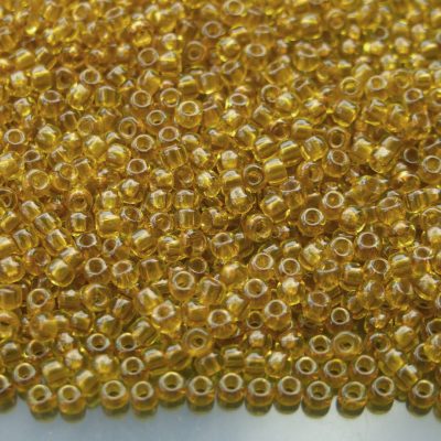 TOHO Seed Beads 2155 Transparent Chamomile 8/0 beads mouse