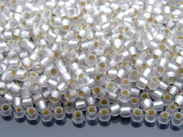 TOHO Seed Beads 21F Silver Lined Frosted Crystal 6/0 beads mouse