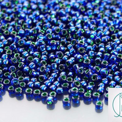 TOHO Seed Beads 2203 Silver Lined Navy 8/0 beads mouse