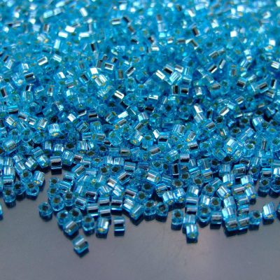 10g 23 Silver Lined Aquamarine Toho Cube Seed Beads 1.5mm Michael's UK Jewellery