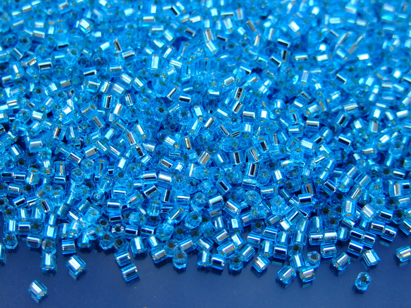 10g 23 Silver Lined Aquamarine Toho Hexagon Seed Beads 11/0 2mm Michael's UK Jewellery