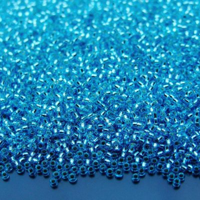 10g 23 Silver Lined Aquamarine Toho Seed Beads 15/0 1.5mm Michael's UK Jewellery