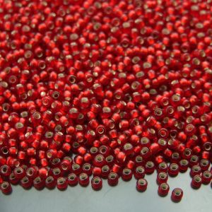 TOHO Seed Beads 25CF Silver Lined Frosted Ruby 11/0 beads mouse
