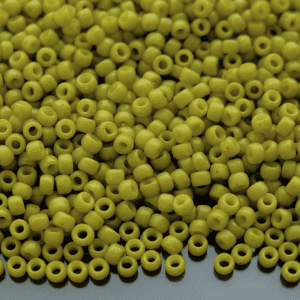 TOHO Seed Beads 2600F Semi Glazed Lemongrass 8/0 beads mouse