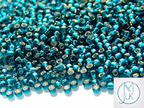 TOHO Seed Beads 27BD Silver Lined Teal 8/0 beads mouse