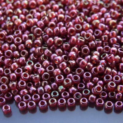 TOHO Seed Beads 331 Gold Luster Wild Berry 8/0 beads mouse