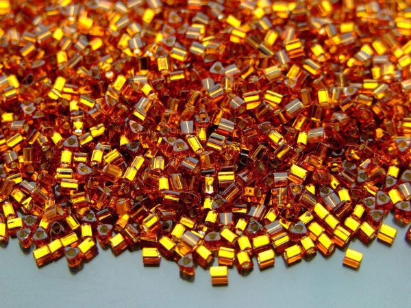 TOHO Triangle Beads 34 Silver Lined Smoky Topaz 11/0 beadsmouse.co.uk