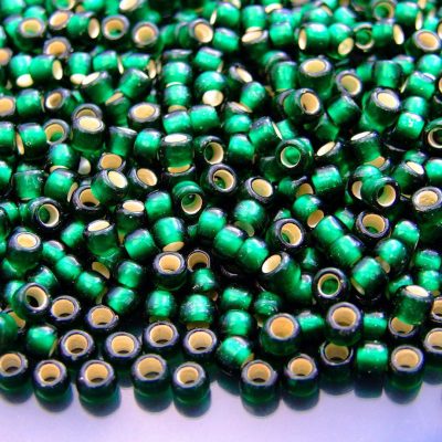 TOHO Seed Beads 36F Silver Lined Frosted Green Emerald 6/0 beads mouse