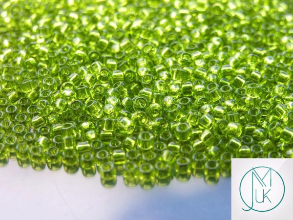 TOHO Seed Beads 4 Transparent Lime Green 8/0 beads mouse