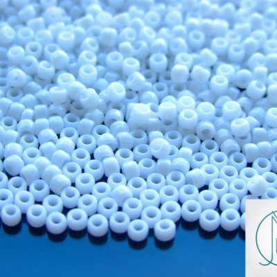 TOHO Seed Beads 41 Opaque White 8/0 beads mouse