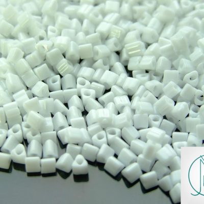 10g 41 Opaque White Toho Triangle Seed Beads 8/0 3mm Michael's UK Jewellery