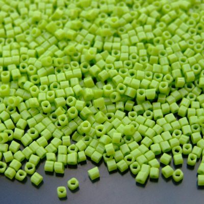 10g 44 Sour Apple Toho Cube Seed Beads 1.5mm Michael's UK Jewellery