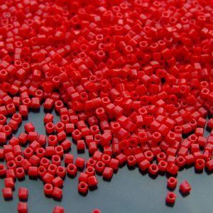 10g 45 Opaque Pepper Red Toho Cube Seed Beads 1.5mm Michael's UK Jewellery