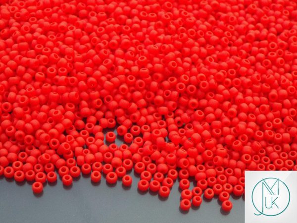 TOHO Seed Beads 45AF Opaque Frosted Cherry 11/0 beads mouse