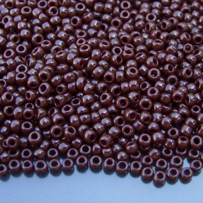 TOHO Seed Beads 46 Opaque Oxblood 8/0 beads mouse