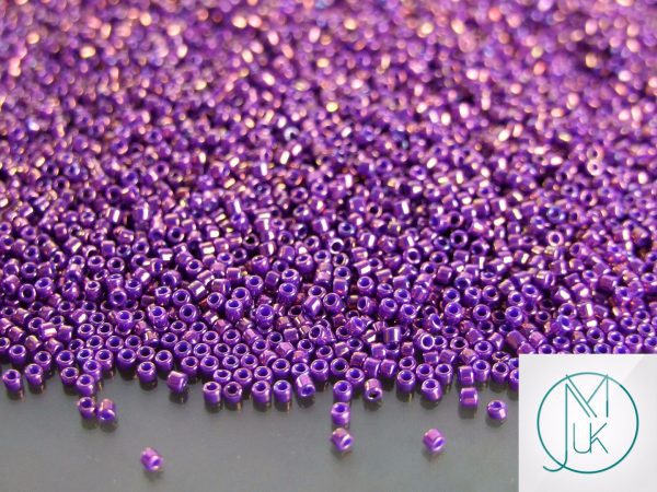 10g 461 Higher Metallic Grape Toho Seed Beads 15/0 1.5mm Michael's UK Jewellery