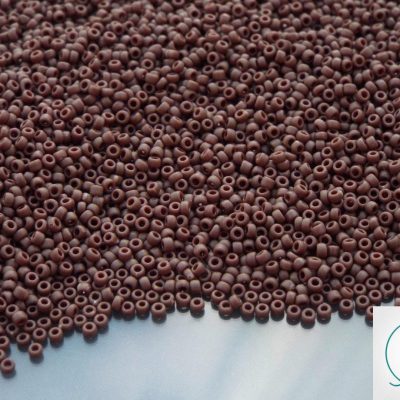 10g 46F Opaque Frosted Oxblood Toho Seed Beads 15/0 1.5mm Michael's UK Jewellery