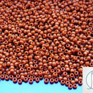 TOHO Seed Beads 46L Opaque Terra Cotta 11/0 beads mouse