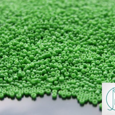 10g 47 Opaque Mint Green Toho Seed Beads 15/0 1.5mm Michael's UK Jewellery