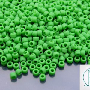 TOHO Seed Beads 47F Opaque Frosted Mint Green 8/0 beads mouse