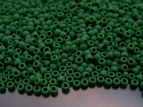 TOHO Seed Beads 47HF Opaque Frosted Pine Green 8/0 beads mouse