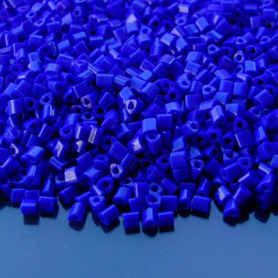 TOHO Triangle Beads 48 Opaque Navy Blue 11/0 beadsmouse.co.uk