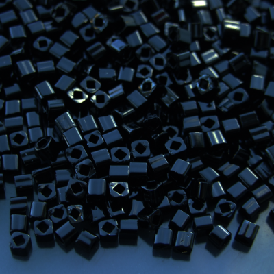 10g 49 Opaque Jet Toho Cube Seed Beads 3mm Michael's UK Jewellery