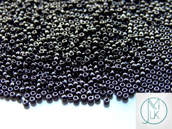 10g 49 Opaque Jet Toho Seed Beads 15/0 1.5mm Michael's UK Jewellery