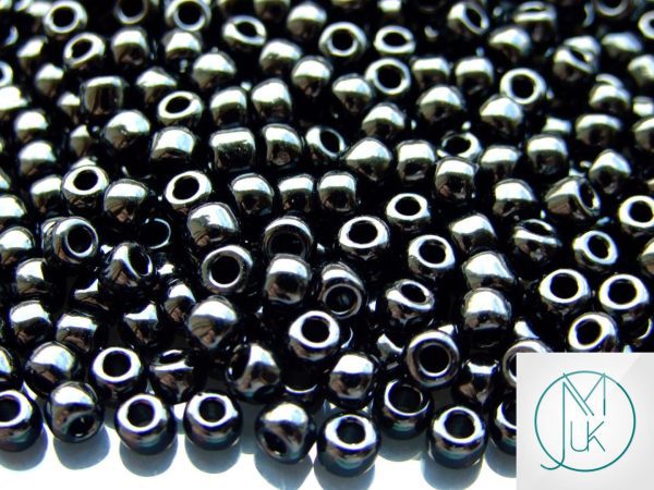 10g 49 Opaque Jet Toho Seed Beads 3/0 5.5mm Michael's UK Jewellery