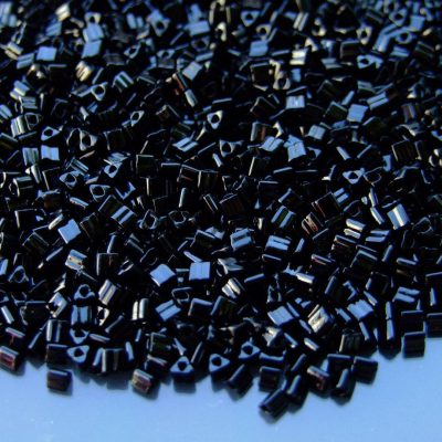 TOHO Triangle Beads 49 Opaque Jet 11/0 beadsmouse.co.uk