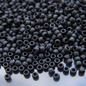 10g 49F Opaque Frosted Jet Toho Seed Beads 8/0 3mm Michael's UK Jewellery