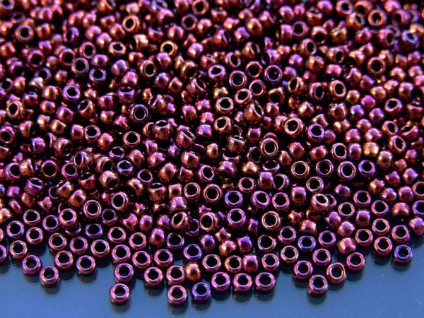 TOHO Seed Beads 502 Higher Metallic Amethyst 8/0 beads mouse